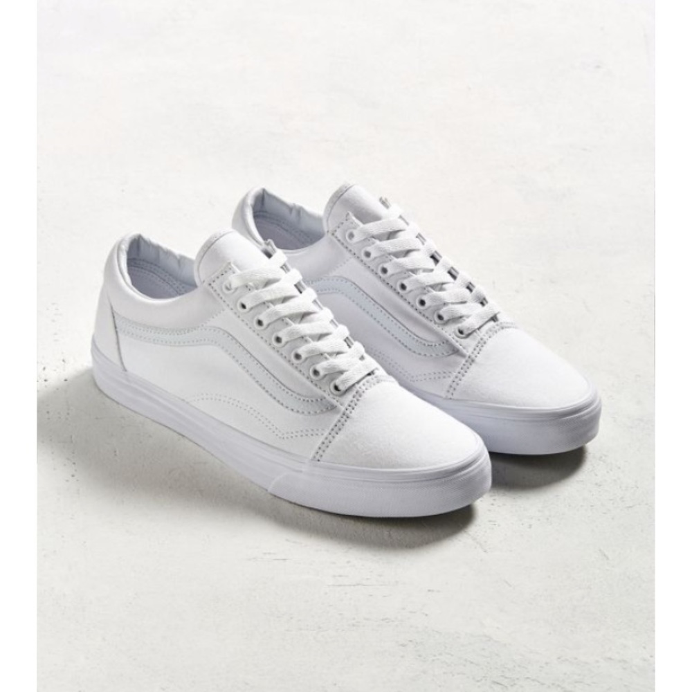 SOLD*Vans Old Skool Sneakers